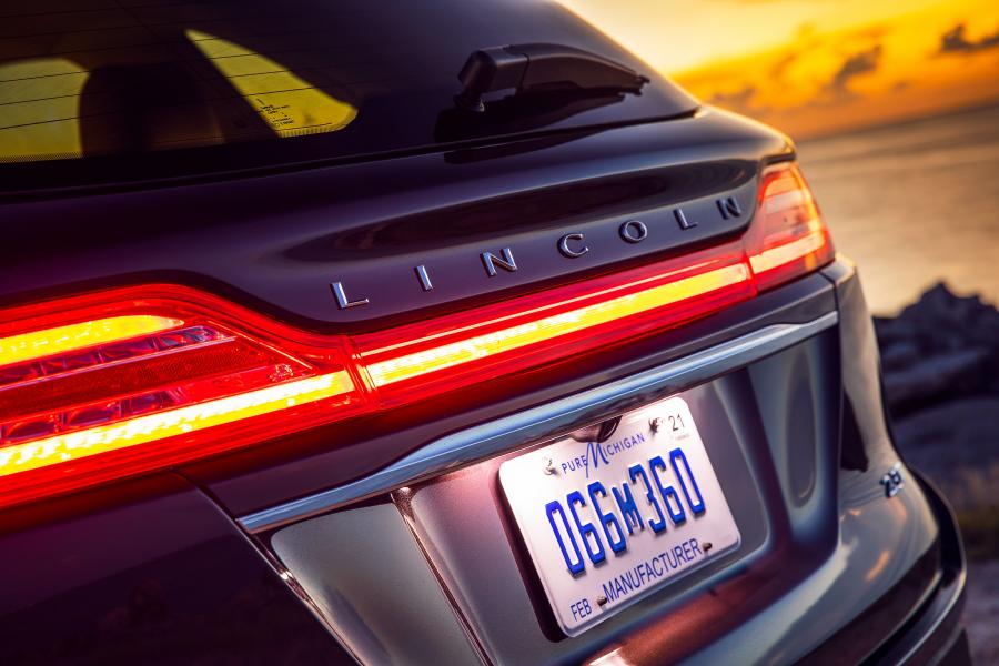 Детали экстерьера Lincoln MKC Black Label 2018 года  (фото 28 из 44)
